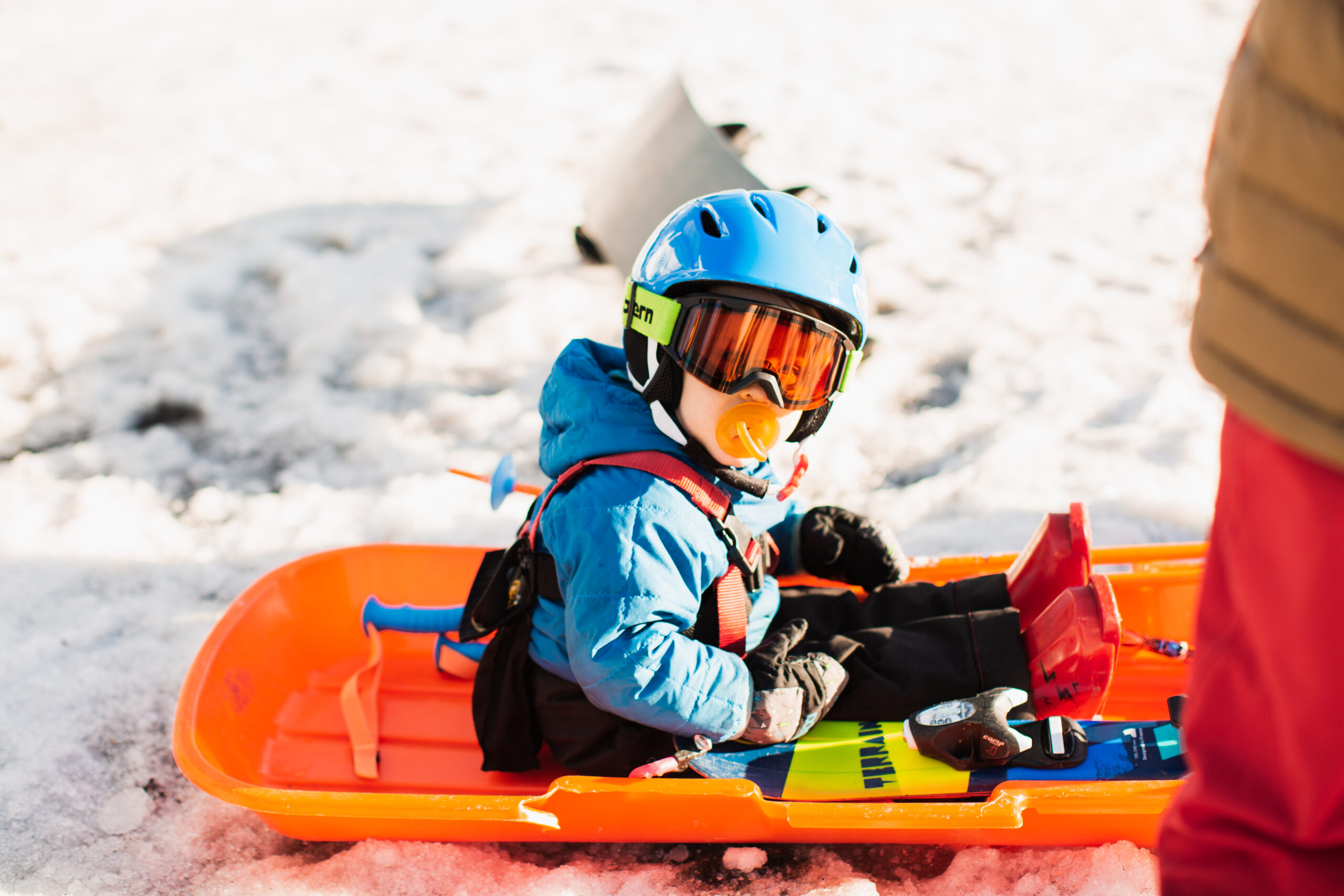 Start kids skiing early